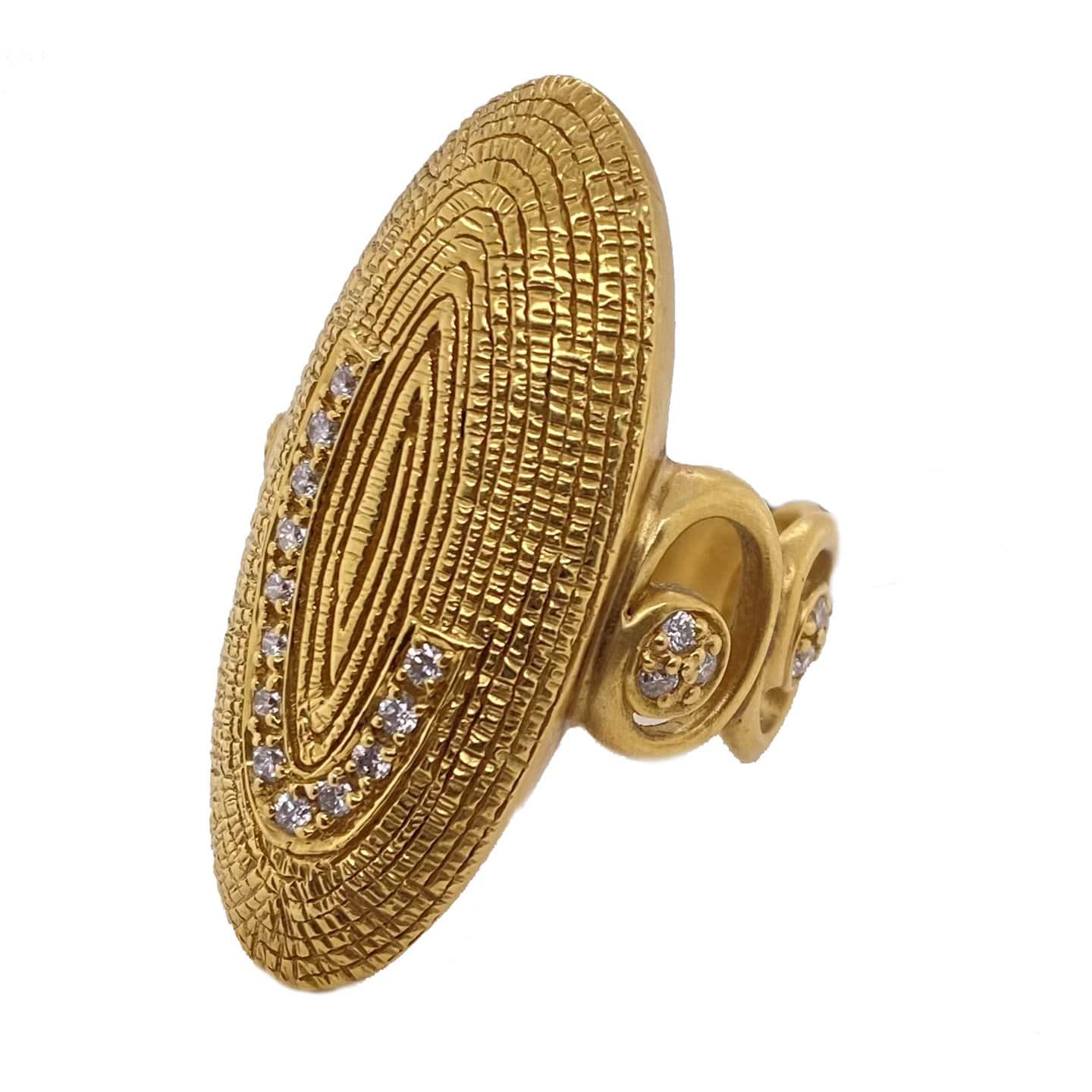 Eternity Oval Ring with Rose-Cut Diamonds in 20K Yellow Gold - Coomi