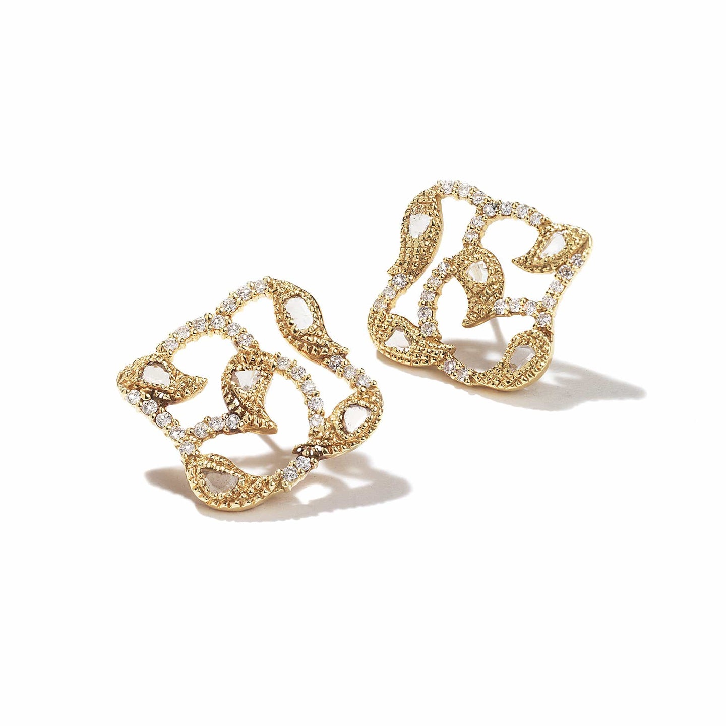 20K Vitality Vine Earrings with Diamond - Coomi