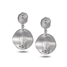 Load image into Gallery viewer, Double Flower Earring - Coomi
