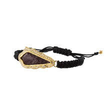 Load image into Gallery viewer, Arrow Head Black Bracelet in 20K Yellow Gold with Agate and Diamonds - Coomi
