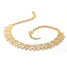 Load image into Gallery viewer, Vitality 20K Leaf Cutout Necklace - Coomi
