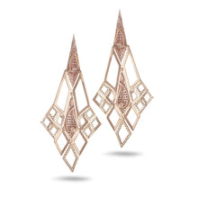 Load image into Gallery viewer, Sagrada Glory Earring in 18K Rose Gold with Pearls and Diamonds - Coomi
