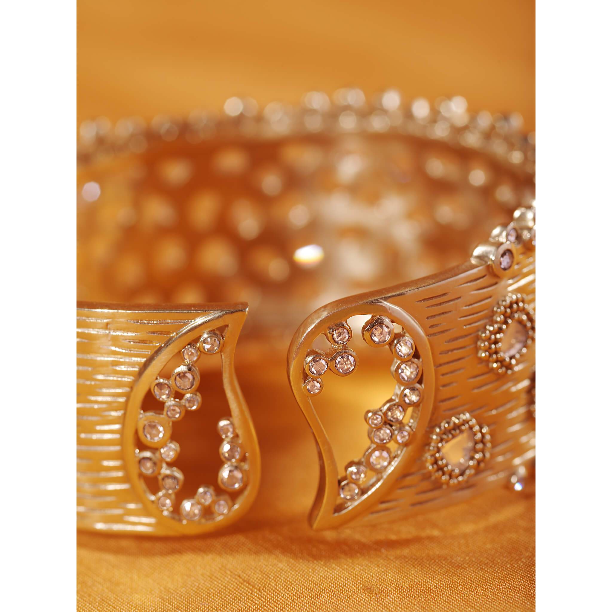 20K Wide Luminosity Diamond Cuff Bracelet - Coomi