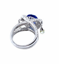 Load image into Gallery viewer, Trinity Pear Sapphire 18K Ring - Coomi

