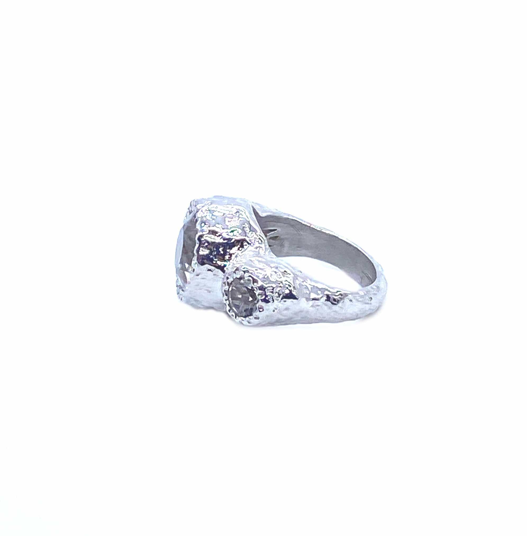 Dune three stone Crystal Sterling Silver Ring - Coomi